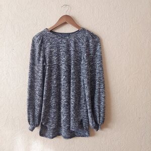 Chelsea & Theodore grey space dye knit top with lantern sleeves size small